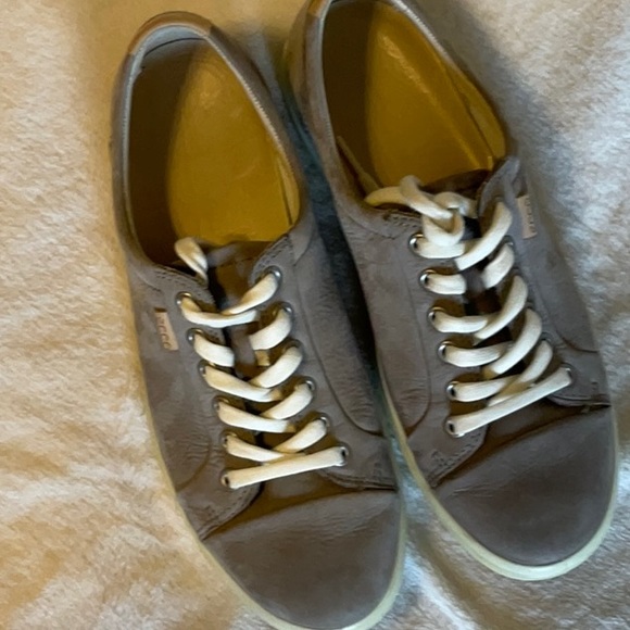 Ecco Sneakers - Taupe color with suede feel with off white soles. Size 9 Womens - Picture 3 of 5